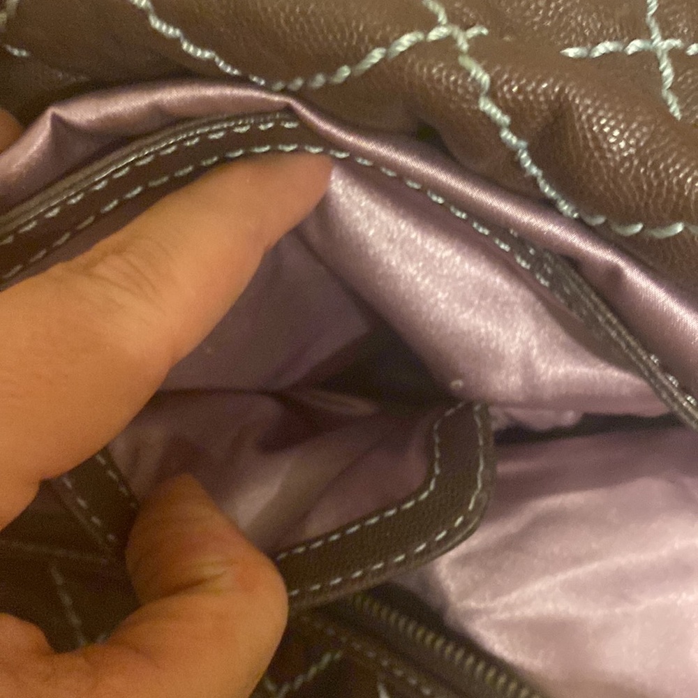 Juicy Couture Leather Shoulder Bag - Picture 16 of 17